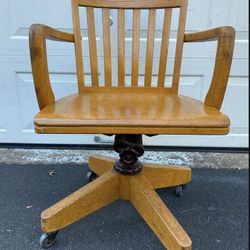 Vintage Oak Banker’s Office Swivel Arm Chair 