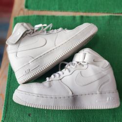 Nike Airforce 1 Mid White 