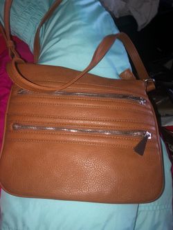 Women Cross body purse 👜 like new