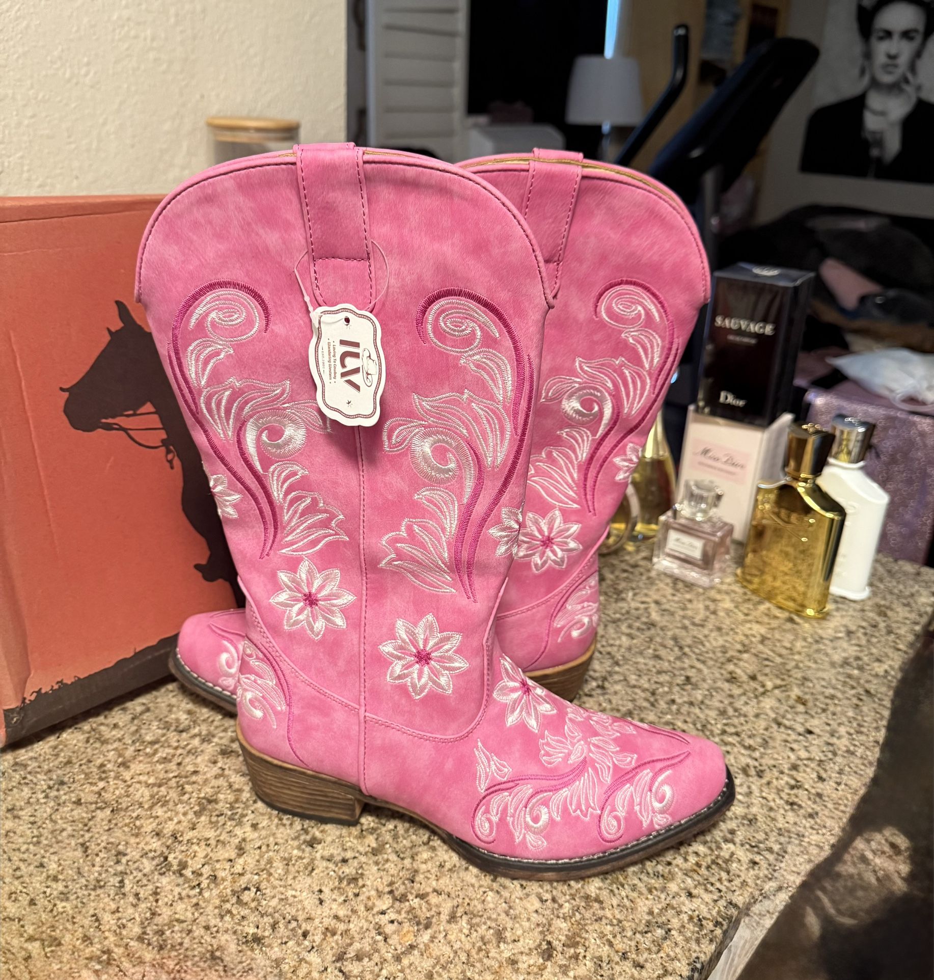 Pink Cowboy Boots 8 1/2