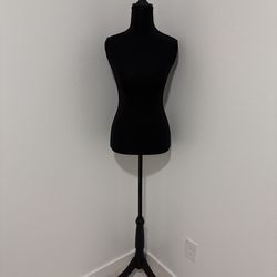 Manikin Black