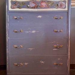 Beautiful French Provincial Dresser