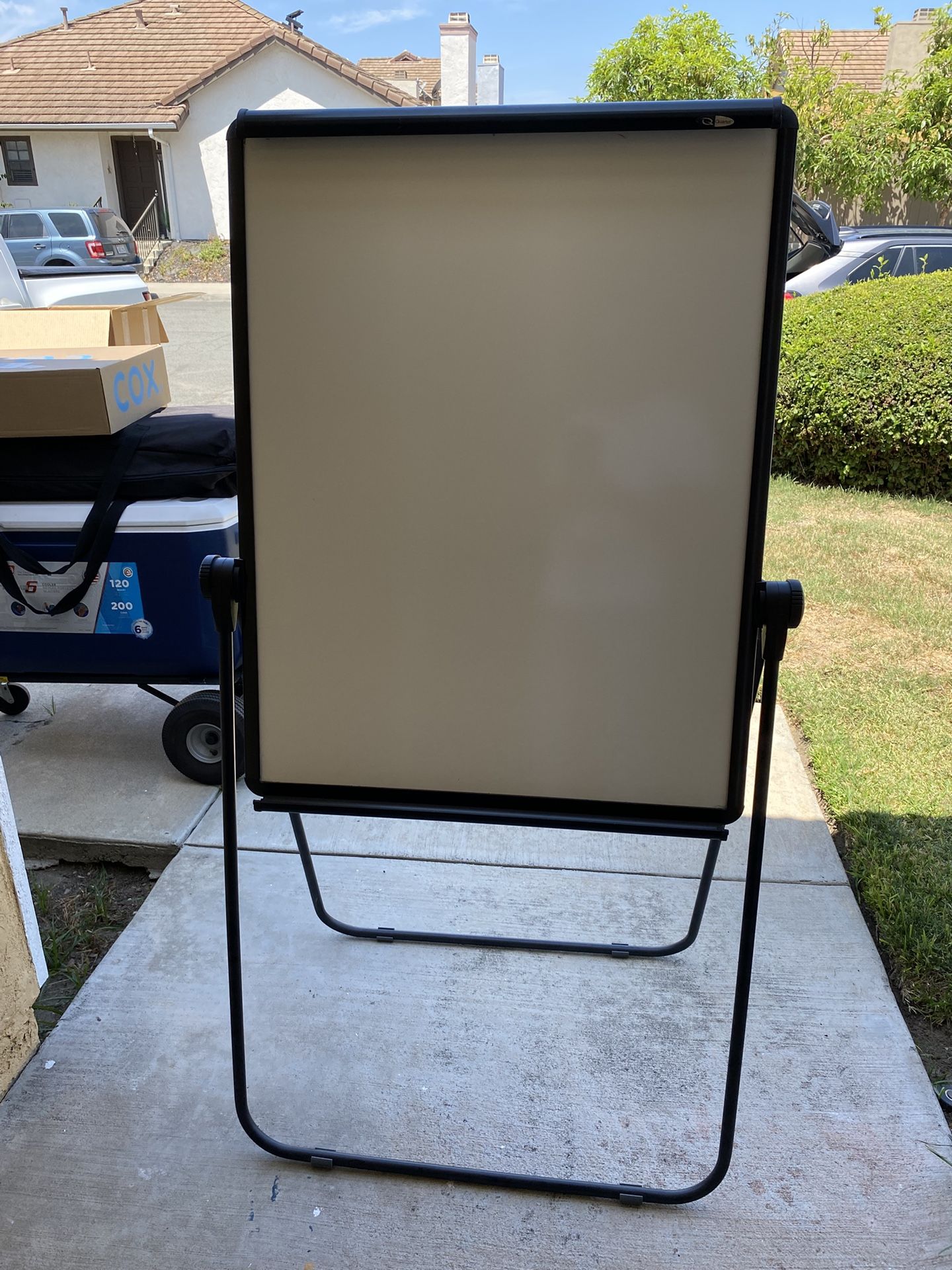 2 Sided Adjustable Dry Erase Board / Easel 28”x36”