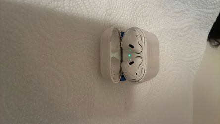 1st Gen AirPods