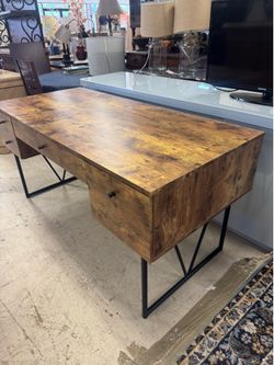 Analiese 4-drawer Writing Desk Antique Nutmeg - 63” x 28” - Excellent condition- Retail: $699