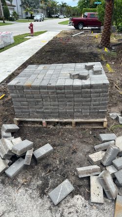 Used Pallet Of Bricks 