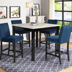 Stylish Counter Height Table and 3 Chairs.