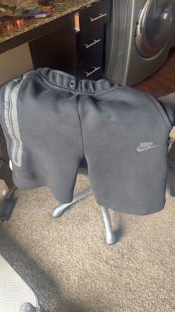 Nike Tech Shorts