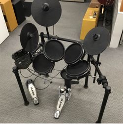 Alesis turbo drum kit