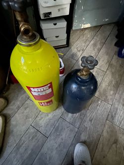 Noz tank