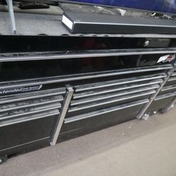 SNAP ON TOOL BOX PRE OWNED 860803-1