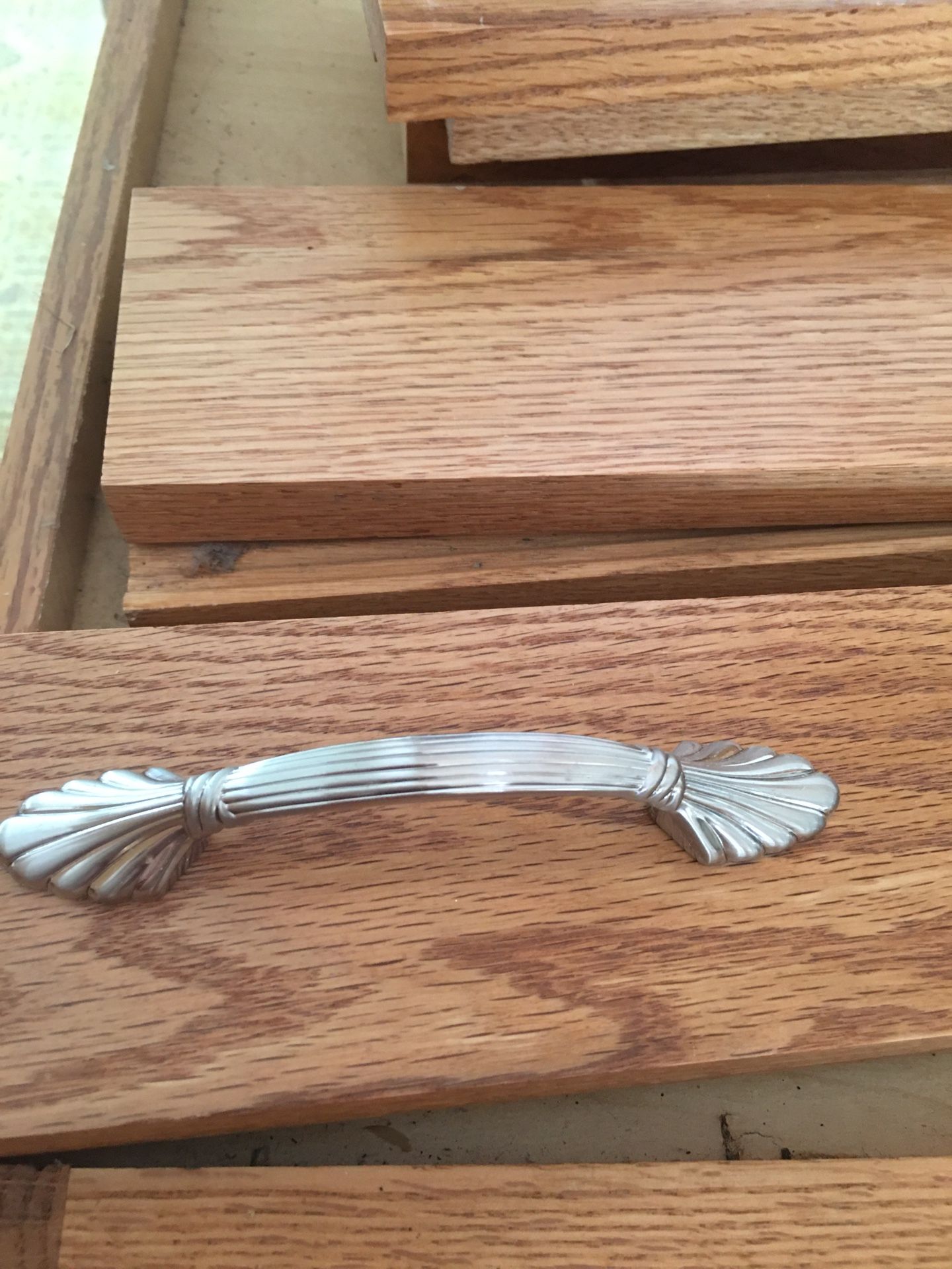 43 Kraftmaid Sterling Nickel Shell Pulls Handles Cabinet & Drawer