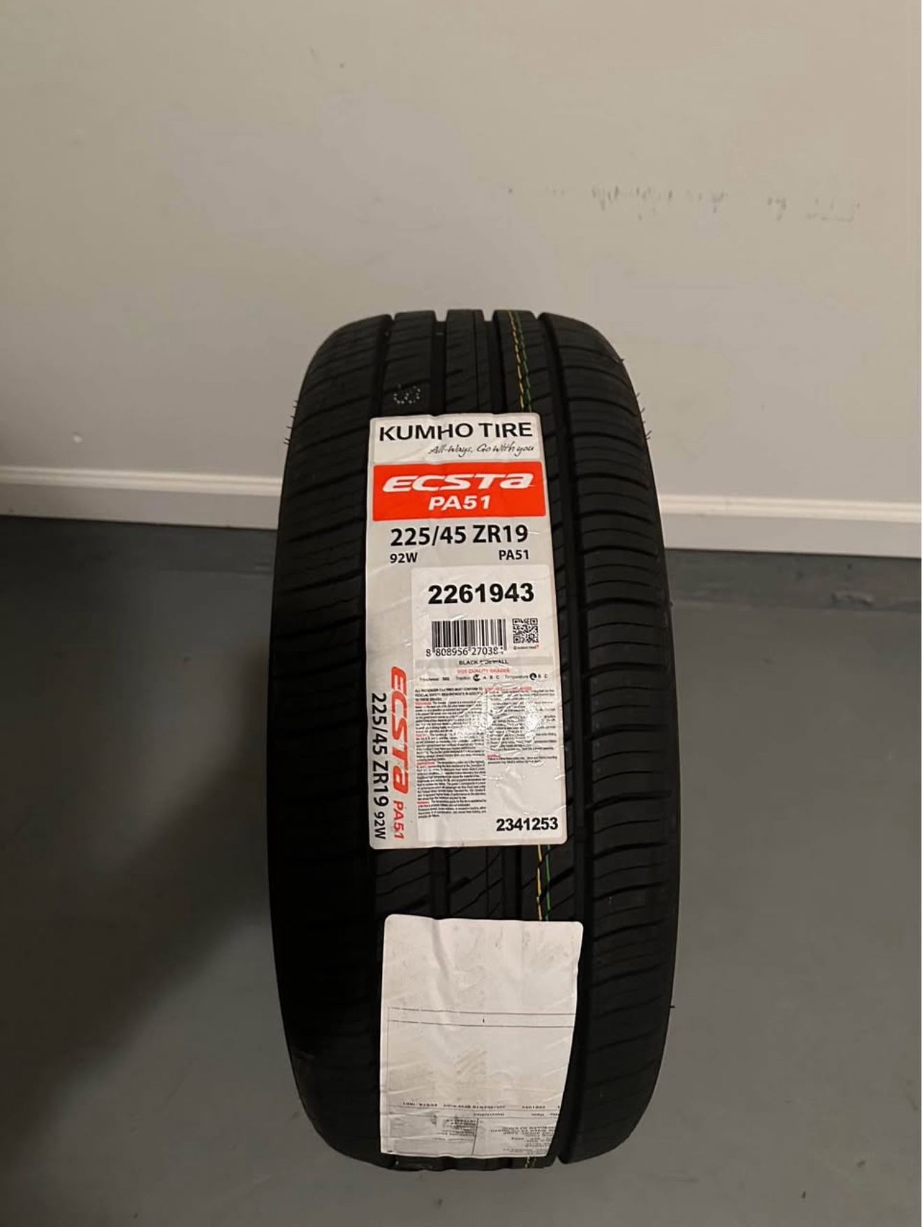 225/45/19