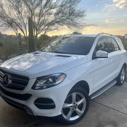 2018 White Mercedes Benz GLE 350