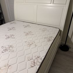 Queen Size Sleigh Bed Frame With New Mattress