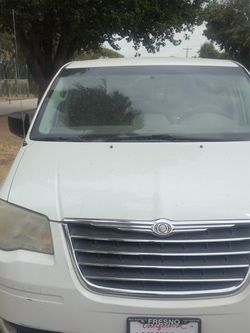 2010 Chrysler Town & Country