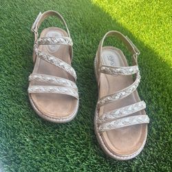 Women's EuroSoft Sandals - Size 7.5