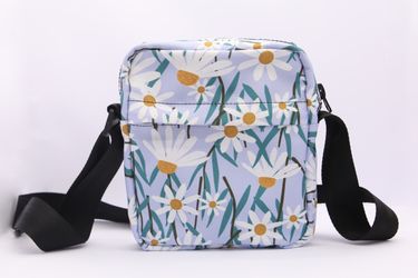 Daisy Crossbody Bag