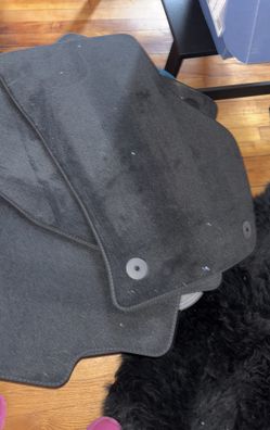 Universal 4 Pack Vehicle Floor Mats 