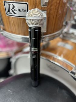 Shure SM58 Wireless Microphone 