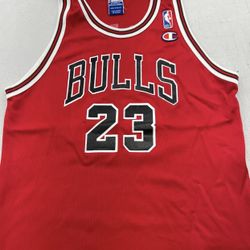 $75 Jordan Bulls Jersey (Kids Large)