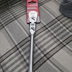 Milwaukee 3/8 Flex Head Extended Handle Ratchet 