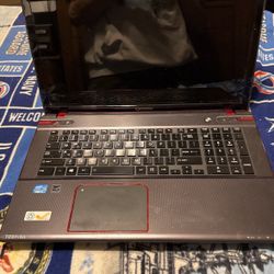 Toshiba 17 Inch Gaming Laptop New Hard Drive Redy To Go.