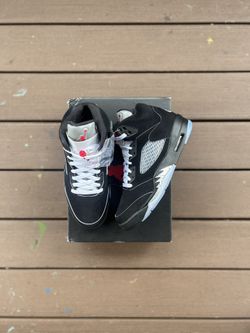 Jordan 5s Reimagineds