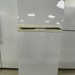 Nevera-Whirlpool Top & Bottom Fridge 32” 