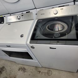 Maytag Top Load Washer With Agitator And Gas Dryer Set 