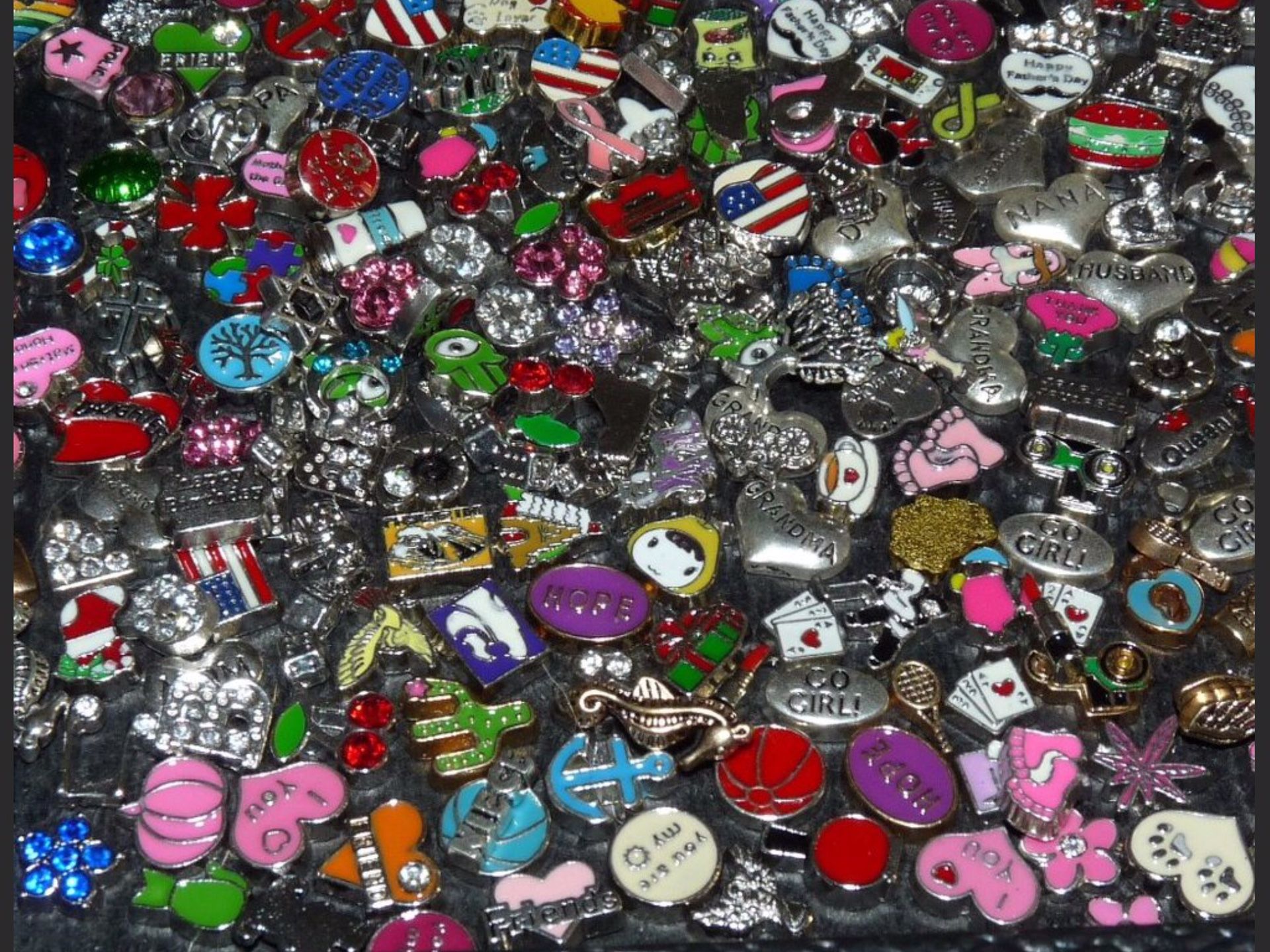 Floating Charms Lot Of (100) pcs Assorted New Plus Crystals Gemstones