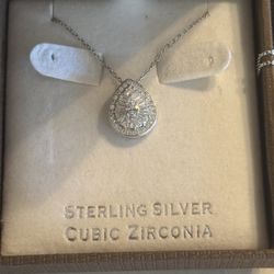 Beautiful Diamond Necklace NEW