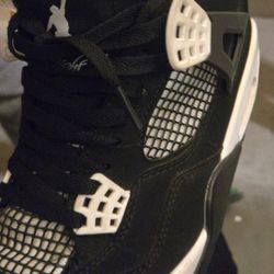 No Box Air Jordan 4 Retro White Thunder Size9, And Air Force 1 x Rope Laces CUSTOM Size 8.5