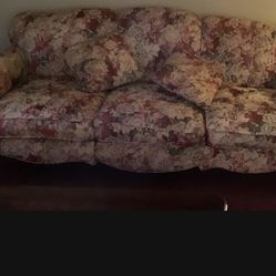 Flowered Couch And Matching Loveseat Solid wood Legs