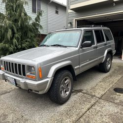 2000 Jeep Cherokee