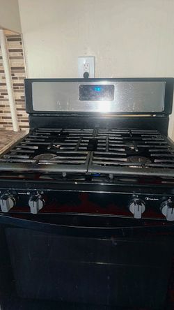 Whirlpool Black & Stainless Steel Stove