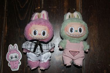 2 POP MART Labubu The Monsters Exciting Macaron w/clothes