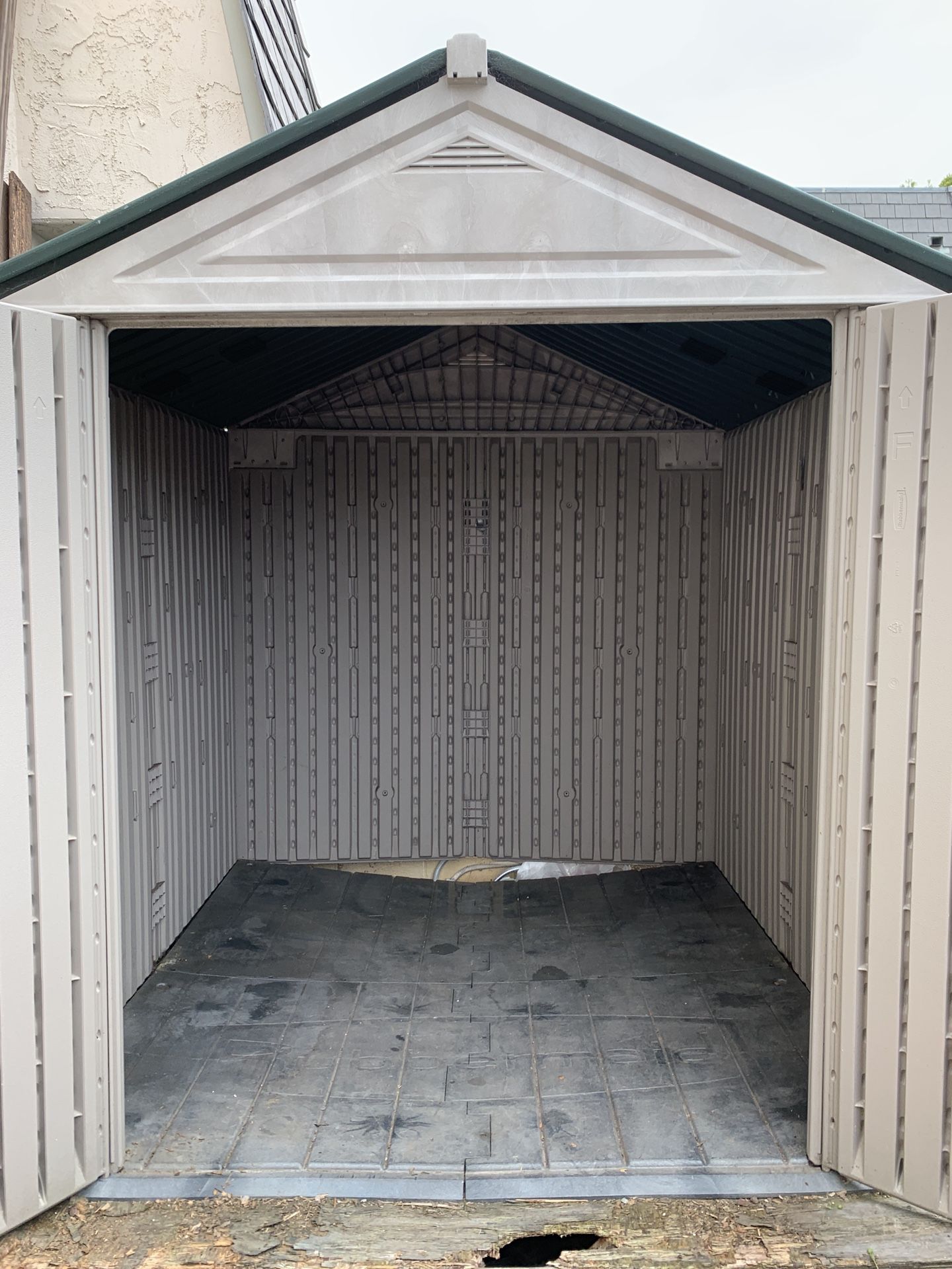 Rubbermaid 7x7 storage shed for Sale in Solana Beach, CA OfferUp