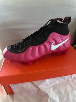 Nike Foamposite Football Cleats  10.5