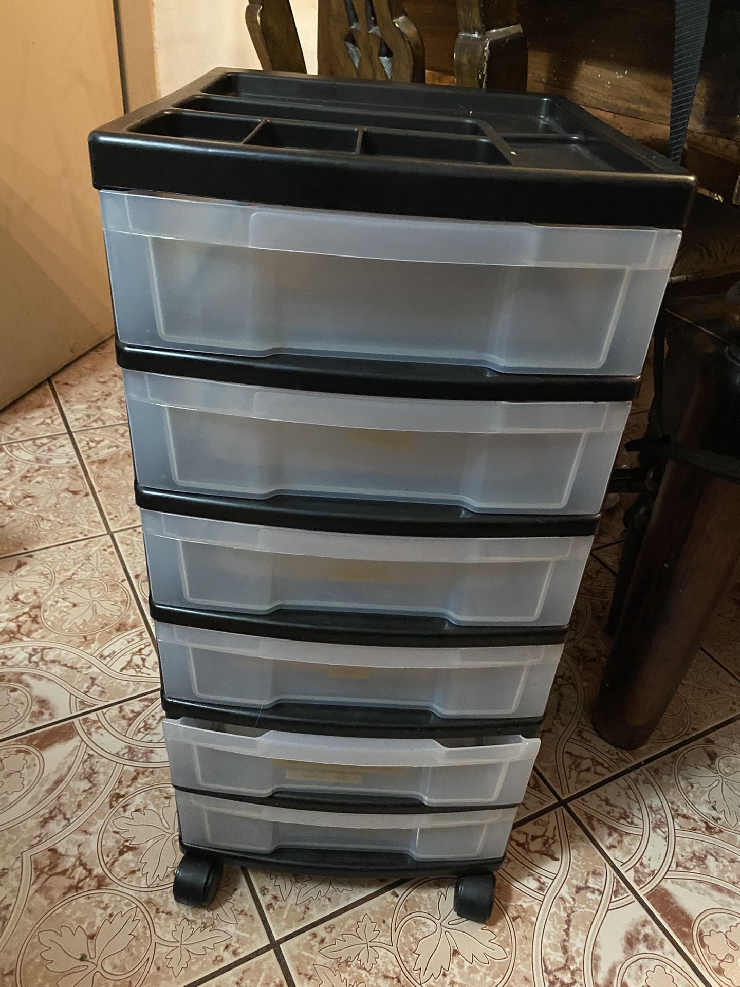 plastic drawers storage like new both/ como nuevos