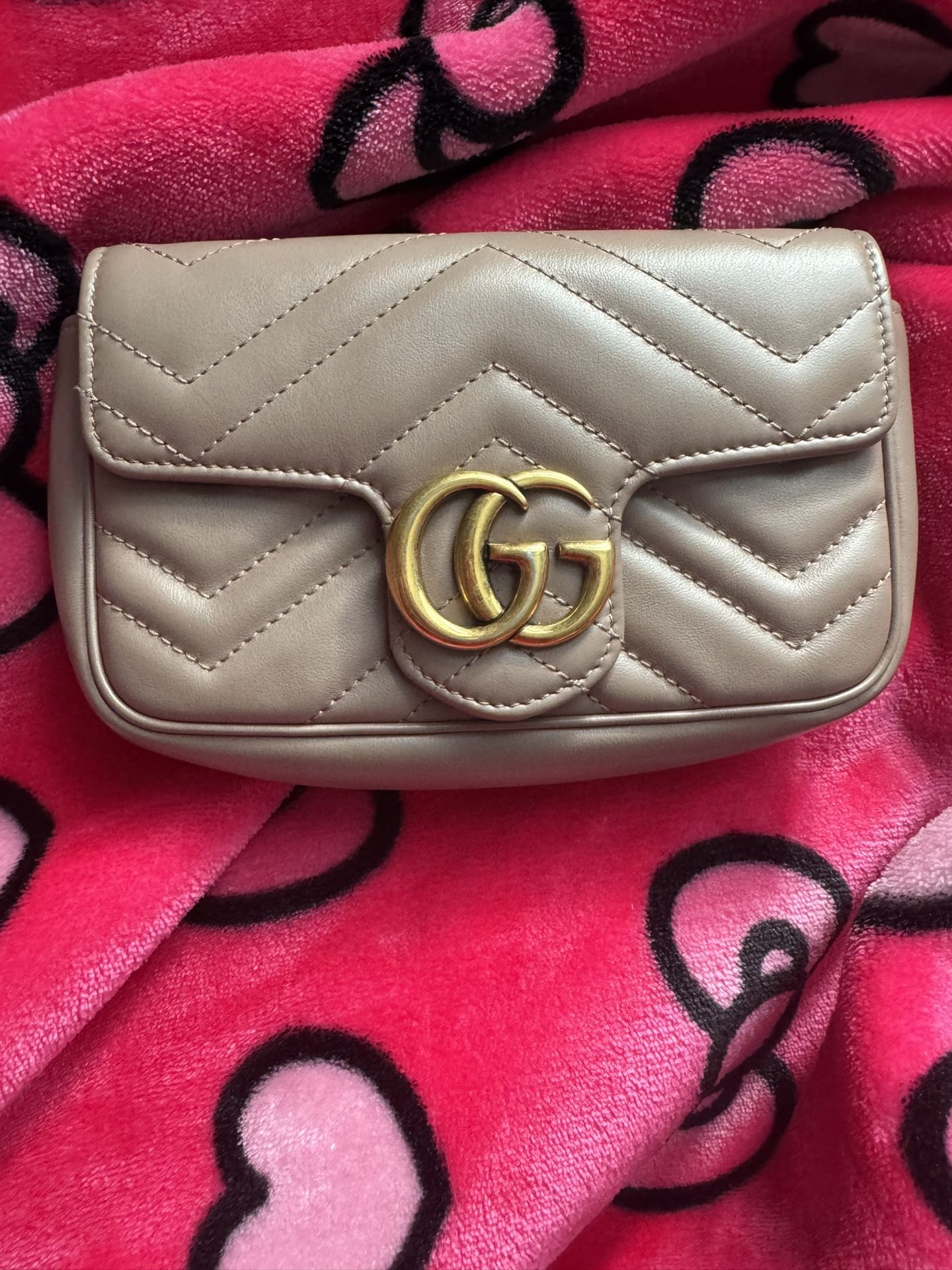 Gucci gg Marmont Super Mini Bag