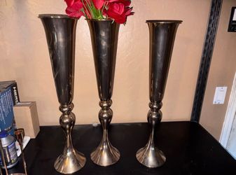 metal trumpet vase x3
