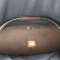 JBL BOOMBOX 2 Lost Power Cord But Is Over 50% Charged And Can Play 24 Hours On A 100% Charge You Have To Hear It To Believe It $85 Tonight Only