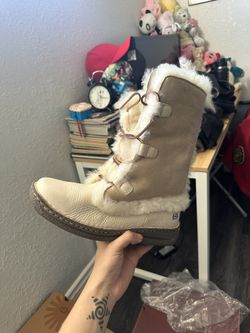 White Fur Lined Boots
