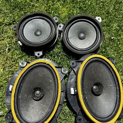 2017 Tacoma Speakers 