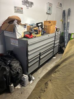 Snap on tool box