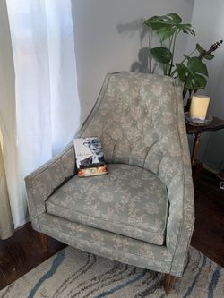Vintages accent chair like (Lillian August Accent Chair style) Thumbnail