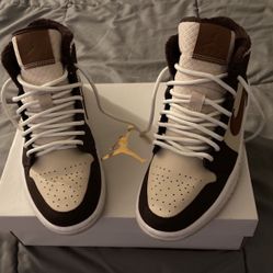 Air Jordan 1 Mid Brown Nude