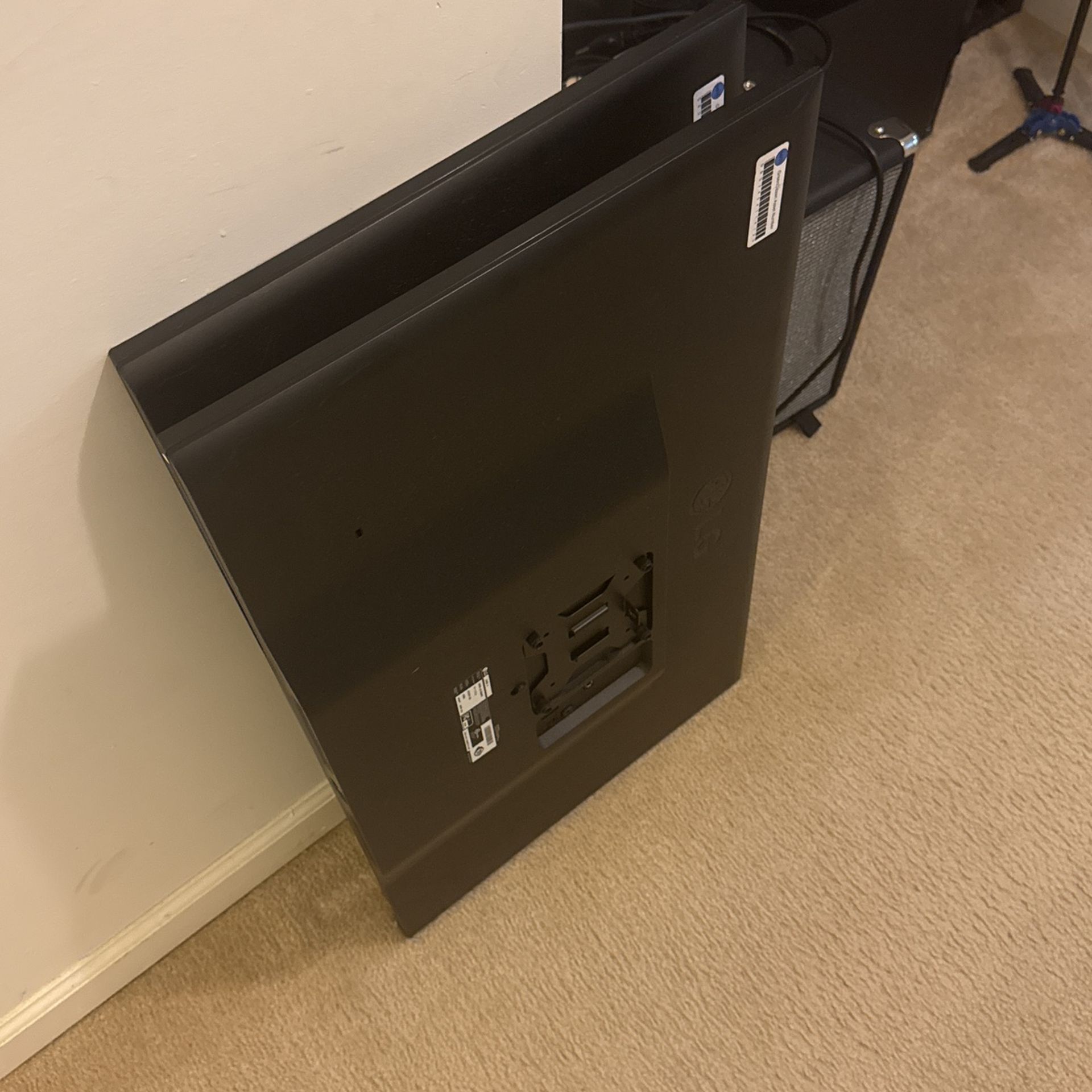 LG monitors