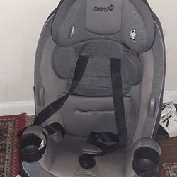 Safety 1st Grow and Go All-in-One Convertible Car Seat...from 9 months to 8years, 